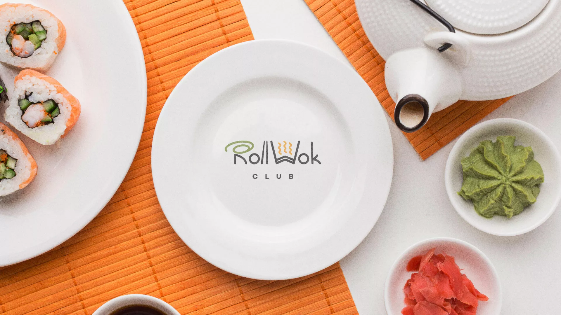 Разработка логотипа и фирменного стиля суши-бара «Roll Wok Club» в Стерлитамаке